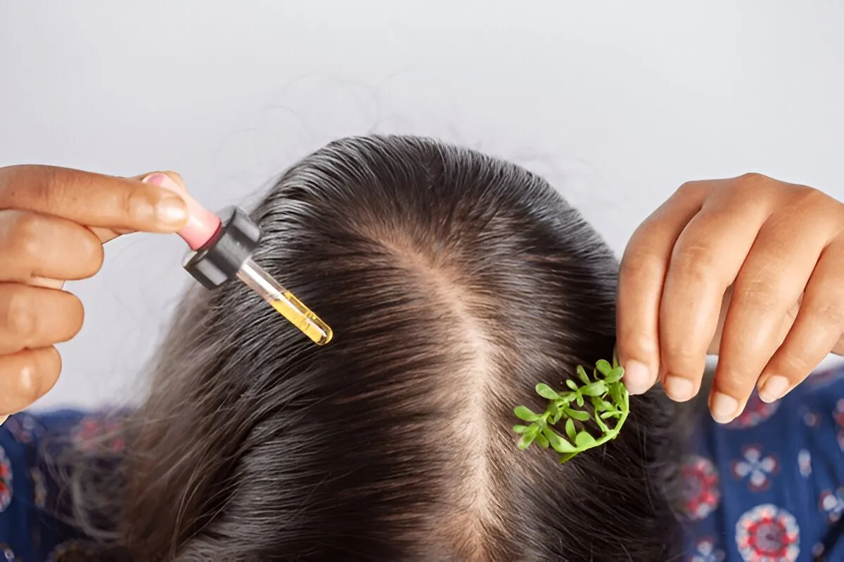 Explain rosemary oil for hair growth in 2 minutes | ரோஸ்மேரி எண்ணெய் தலைமுடி வளர்ச்சிக்கு உதவும் வழிகள்